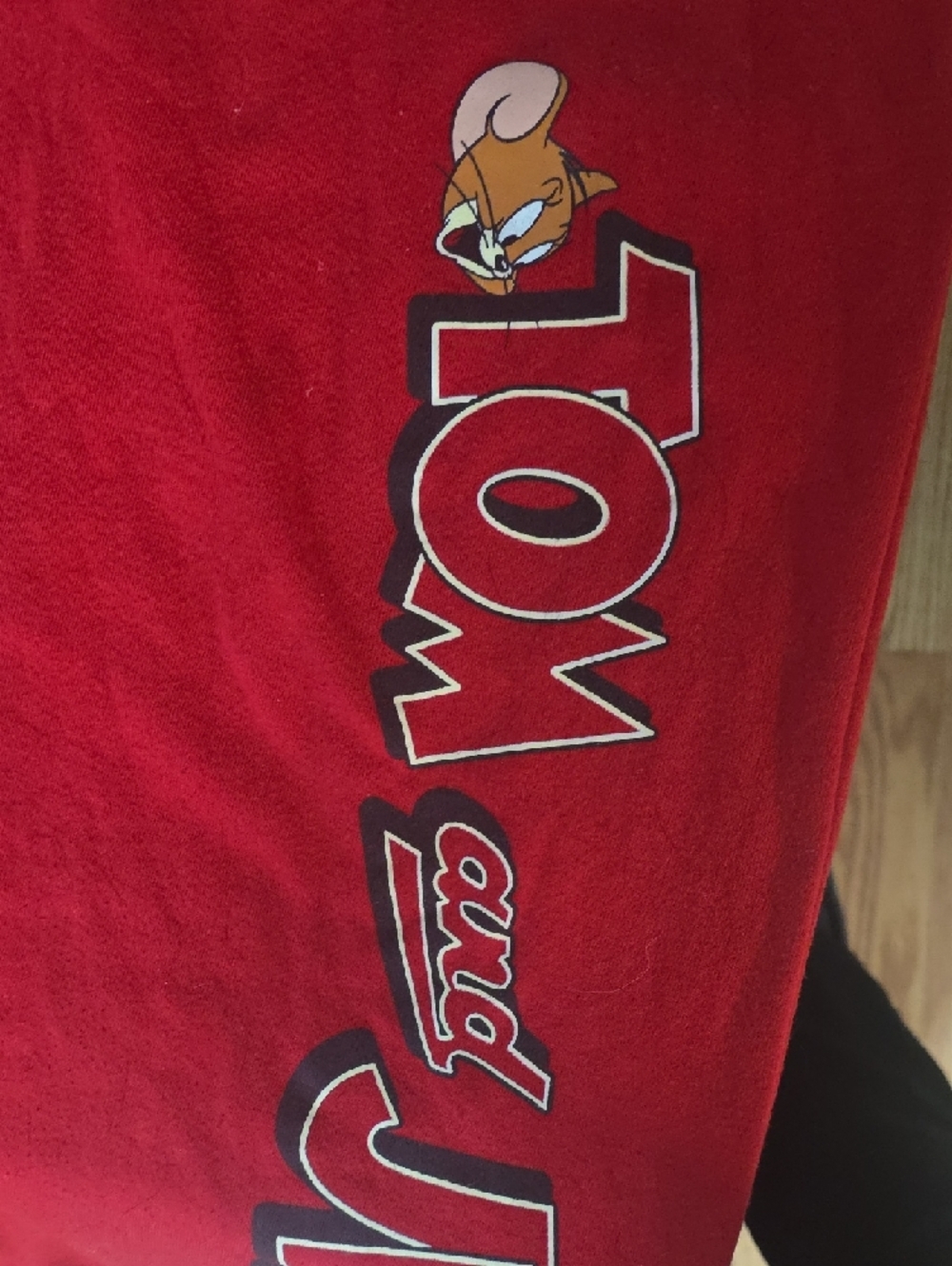 Red Tom and Jerry Graphic Sweatpants - Picture 3 of 4